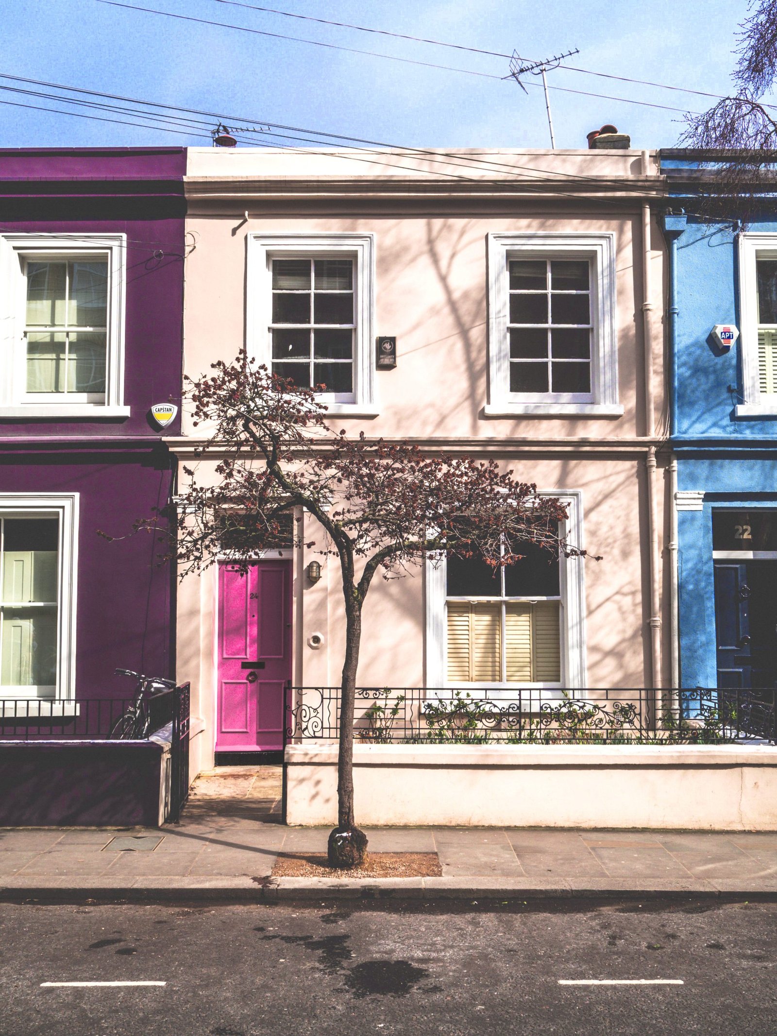 Bridging loan to fund the conversion of a house into two flats, N11