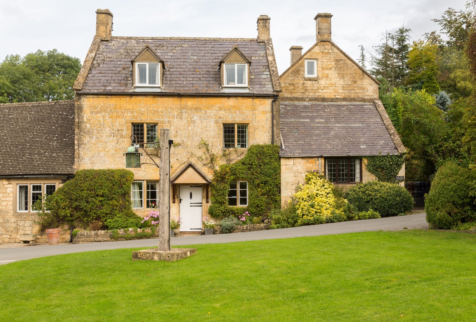 Regulated bridge to refinance first charge on security property, B78
